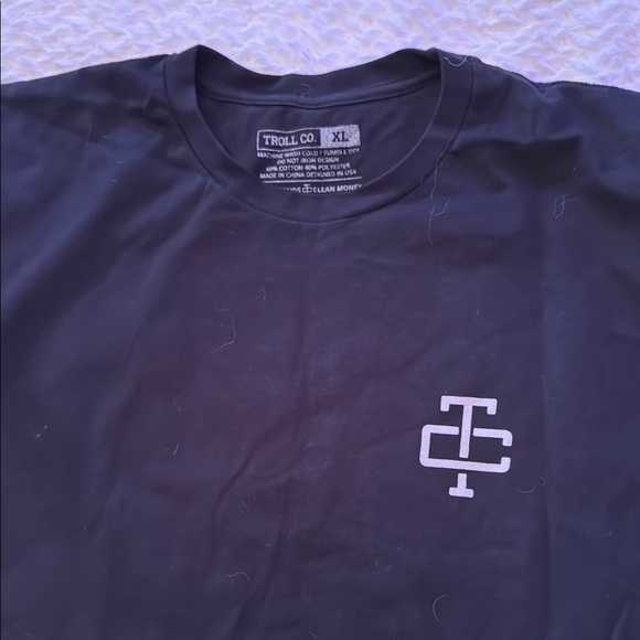 Black Lizard Graphic Tee - Picture 2 of 2